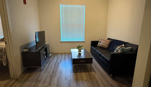 Amazing 1-bedroom apartment with AC in Canyon