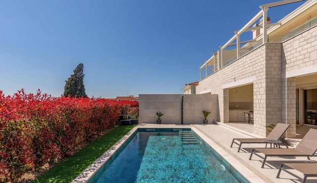 Amazing home in Vabriga