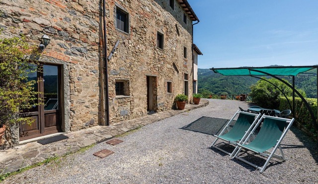 Apartment 'Le Stalle' with Mountain View, Shared Pool and Wi-Fi
