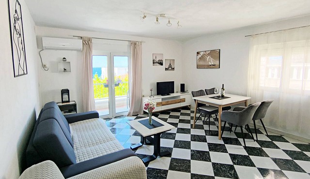 Apartments Zvonko (58411-A1) - Razanj