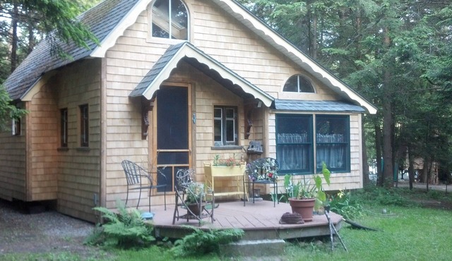 Bangor Acadia Furnished Tiny House, Short/Long Term, Medical Traveling, Holidays