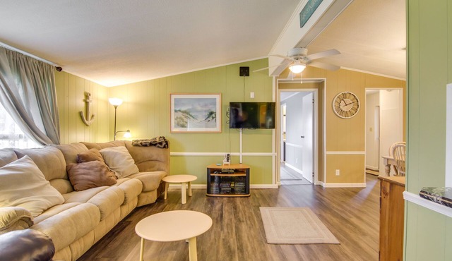 Beachy Lewes Home w/Outdoor Shower & Fire Pit!