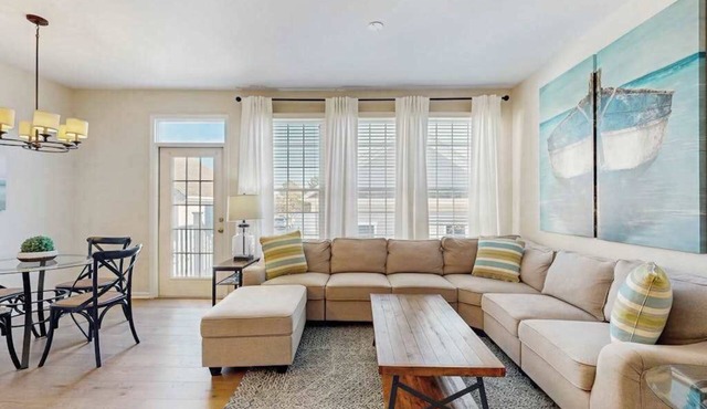 Bear Trap Dunes home with washer/dryer, WiFi, pool, & sauna - near golf