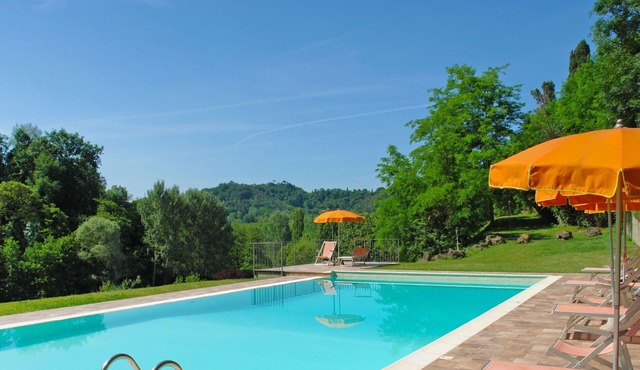 Beautiful private villa with private pool, A/C, WIFI, hot tub, TV, patio, panoramic view, parking