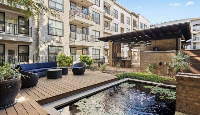 Bright 2BR Flat w/Balcony + Pool | Walk to SoCo