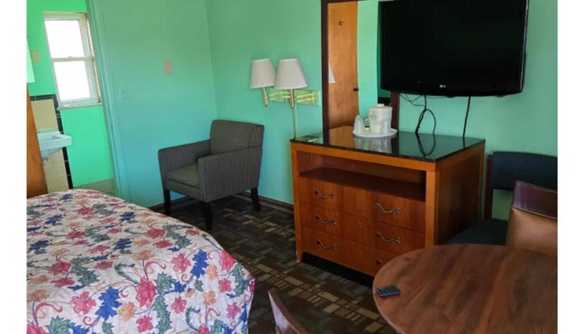 Capital Motel