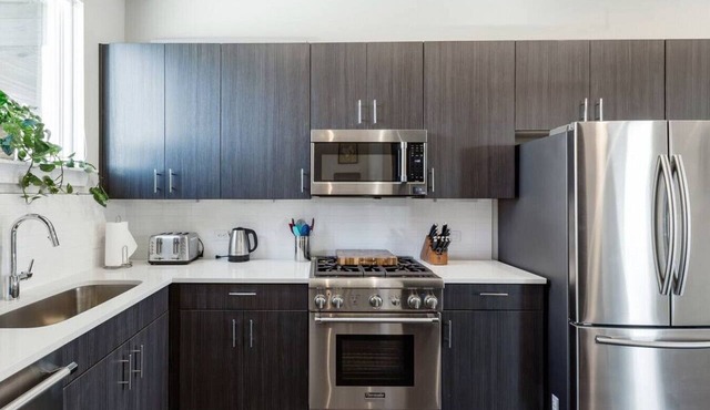 Capitol View Condos by One Fine Bnb - Paramount
