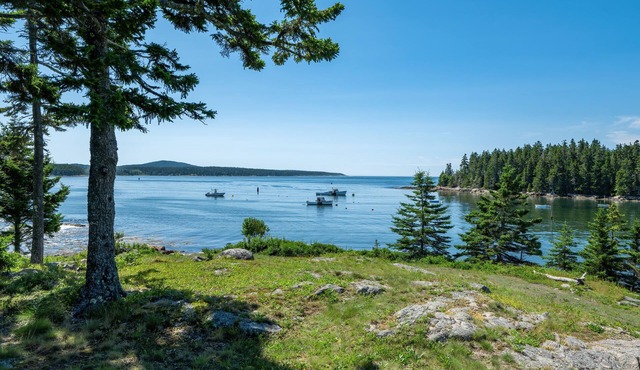 Captain Guptill's House private beach, spectacular ocean views.
