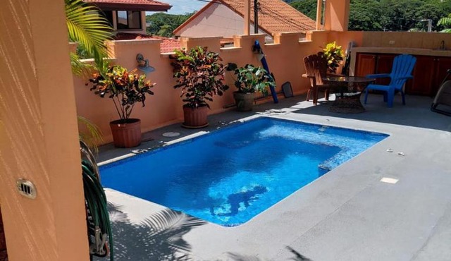 Casa Coral Punta Leona piscina privada a 500 m de playa Mantas 1200m de playa Blanca