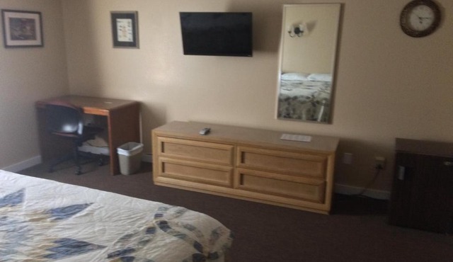 Chaffee Lodge in Chaffee