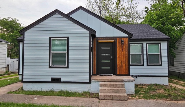 Charming 2-Bed, 2-Bath Gem in the Heart of Waco – Cozy, Stylish & Move-In Ready!