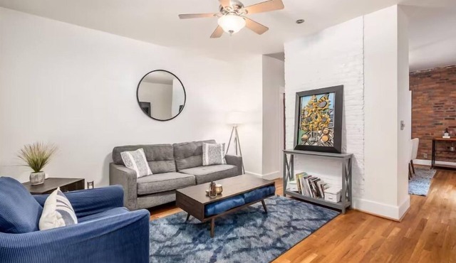 Charming 2-bedroom house Perfect Location Heart of Short North-Free parking