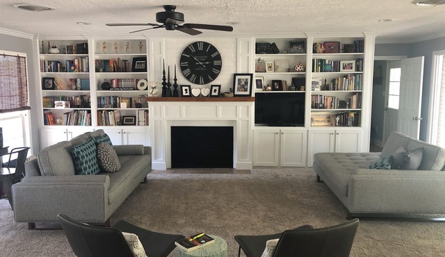 Charming Spacious 4-bedroom house with AC and WiFi in Bryan near Kyle Field