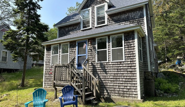 Cheerful 2 bedroom cottage in Georgetown, ME