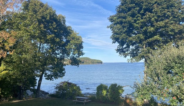 CLAM COVE BEACH COTTAGE- Town of Rockport