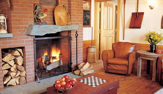 Classic Country suite for family and the dog
