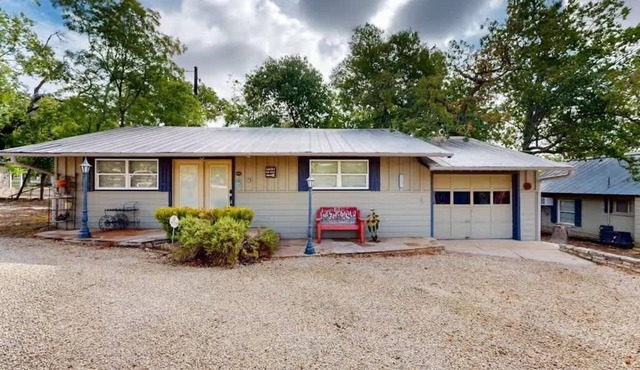 Combined Cabin Escape w BBQ, Fire Pit