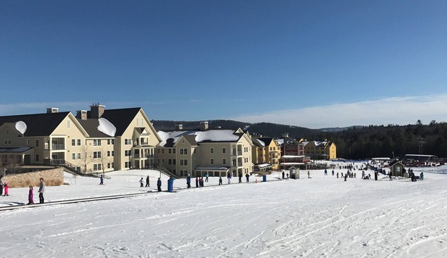 Convenience & location! Direct ski access-1 BR/2BA fully stocked condo at Okemo