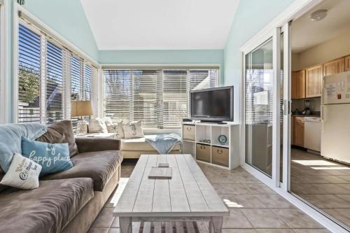 Cottages at Summer Village Beach Get-A-Way