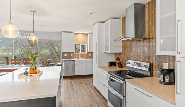 Cozy Cottage by the Olentangy river!