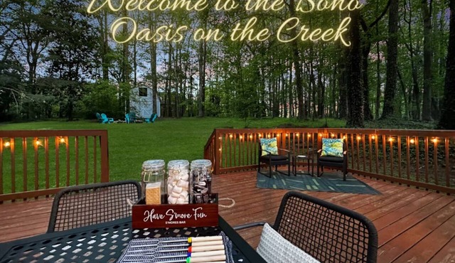 Downtown Boho Oasis w/Firepit & Game Rm w/Marvel Arcade, Sleeps 8, Wills Park