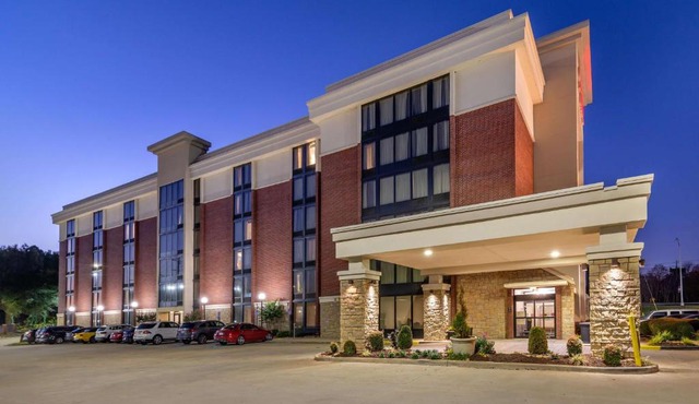 Drury Inn & Suites Atlanta Airport