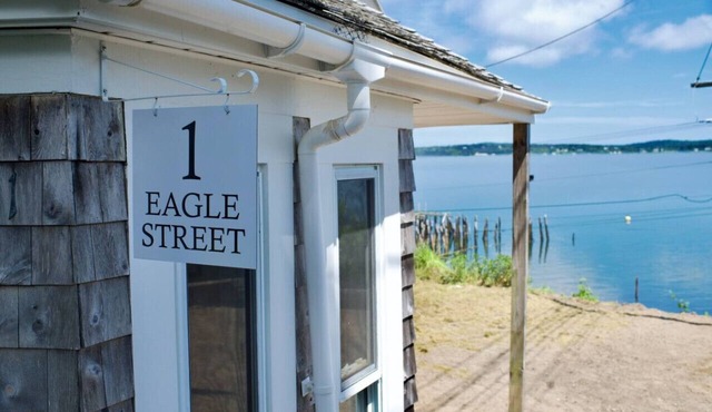 Eagles Bluff Cottage