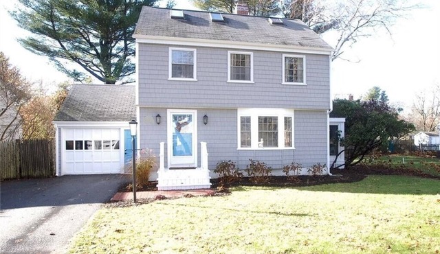 Family friendly house on the ocean