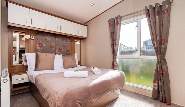 Family Friendly|Pool |Seton Sand |Parking| Sleep 7