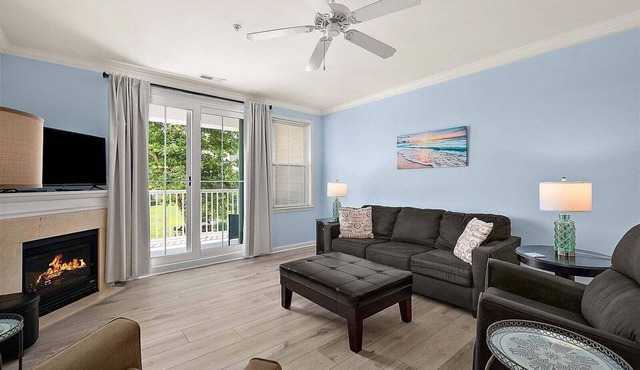 Fountain Drive-3 Bedroom Sunset Island Condo with Outdoor Pool & Private Beach!