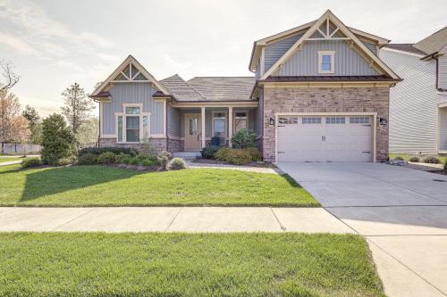 Furnished Outdoor Space: Family Home in Ocean View