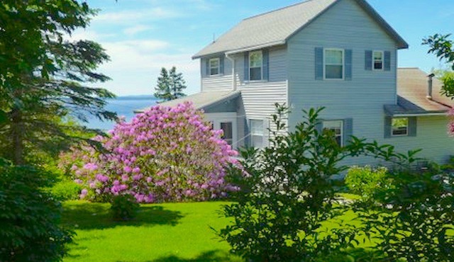 Gorgeous oceanfront Home overlooking Penobscot Bay , Castine Maine