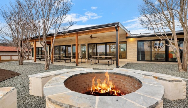 Guadalupe Bluff Modern House 5 Bedroom Home by RedAwning
