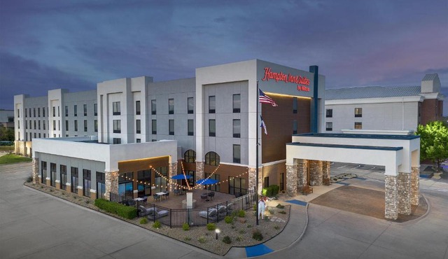 Hampton Inn & Suites Dallas-DFW Airport Hurst