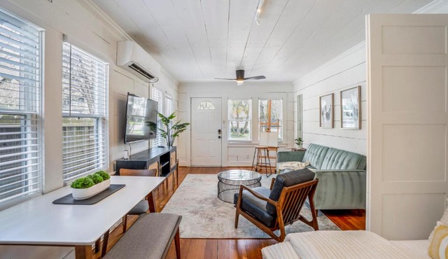 Historic Heights Artist Bungalow #1
