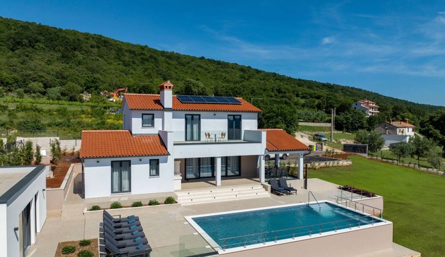 Holiday Home in Kapelica with Seaview, Terrace, Air condition, WIFI (5207-1)