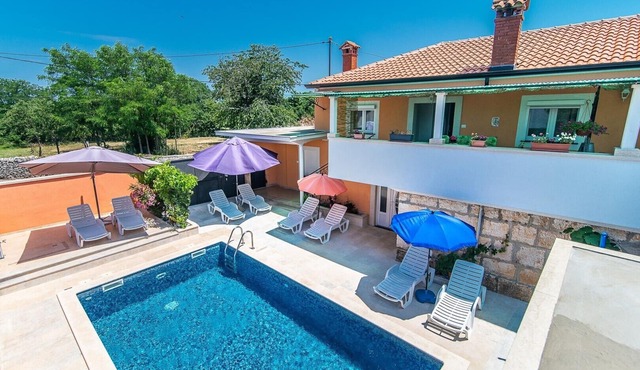 Holiday House Vlahovich