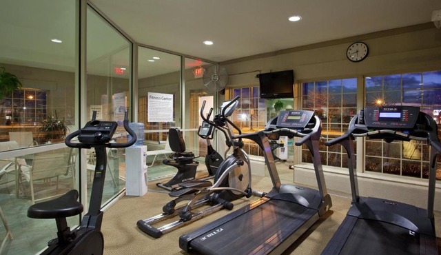 Holiday Inn Express Hotel & Suites Delaware-Columbus Area by IHG