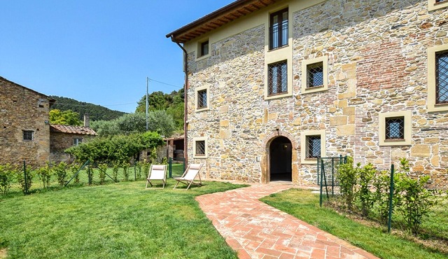 Il Borgo di Badia-L'Oliveta
