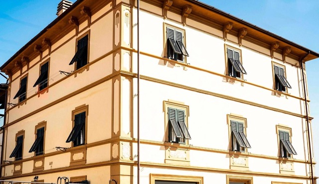Ilia Holiday House - 49, Viale G. Marconi, Pescia: a window on Tuscany