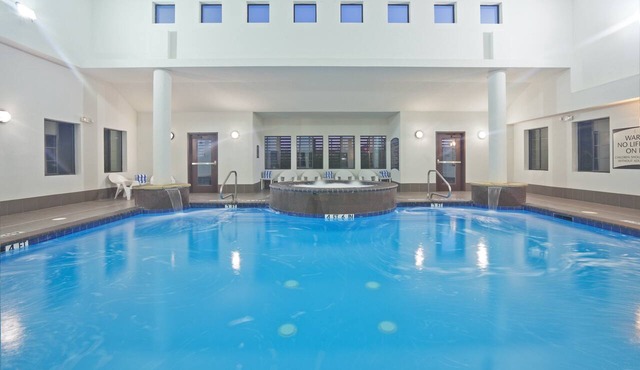 Indoor Pool + Free Wi-Fi, Free Breakfast | Fully Equipped Studio