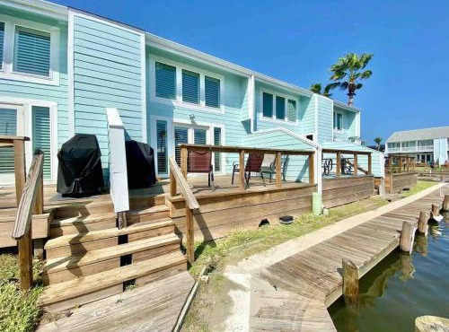 Key Allegro Condo on the BAY with BOAT DOCK & POOL!