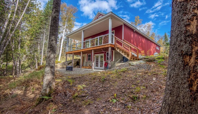 Lake It or Leave It - on Rangeley Lake with dock - 2 dogs allowed!
