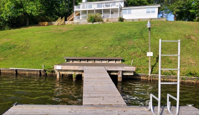 Lakeside retreat