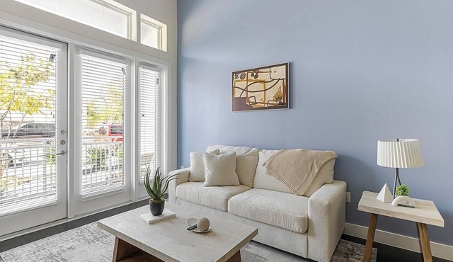 Landing | Amazing 1BD in Bricktown