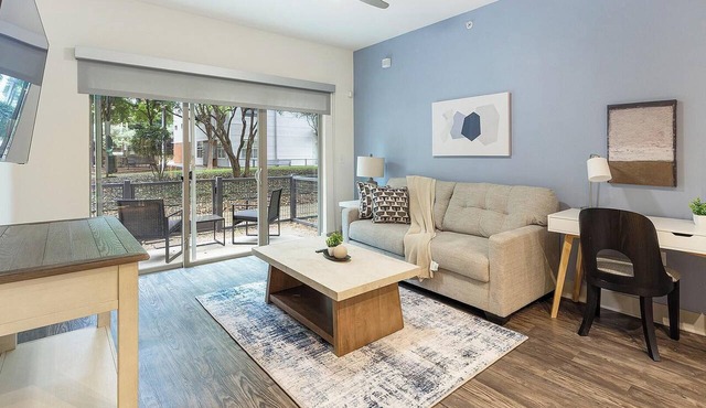 Landing | Beautiful 1BD, Gym