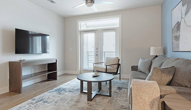 Landing | Modern 1BD, Gym