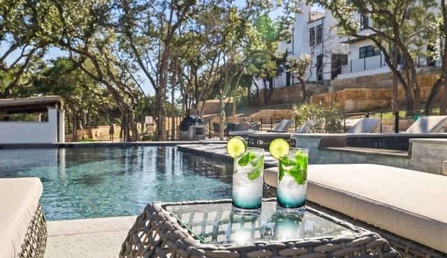 Las Luces Village | Large Retreat | Pool | Hot tub