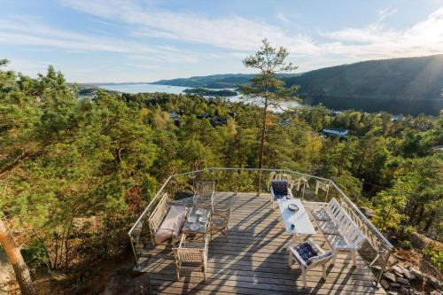 Live In Treetops With Fjord View