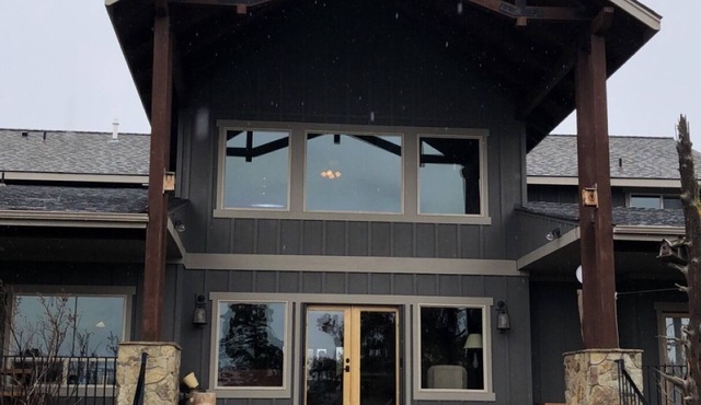 Lodge Style living at Smith Rock